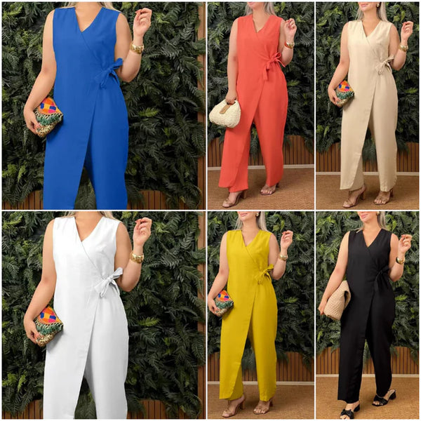 Casual jumpsuit for women with scoop neckline